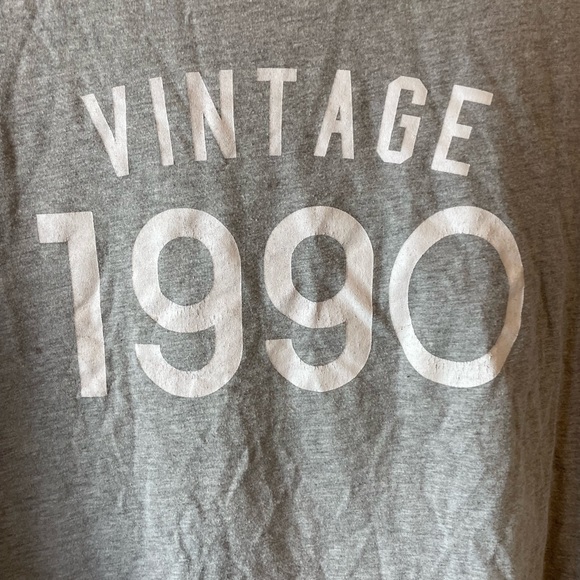ETSY Custom “Vintage 1990” Birthday Year Heather Grey Tee, Size 2XL Womens - Picture 2 of 4